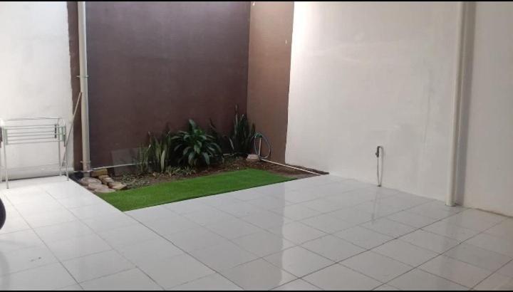 Villa Palm Hills Cilegon Esterno foto